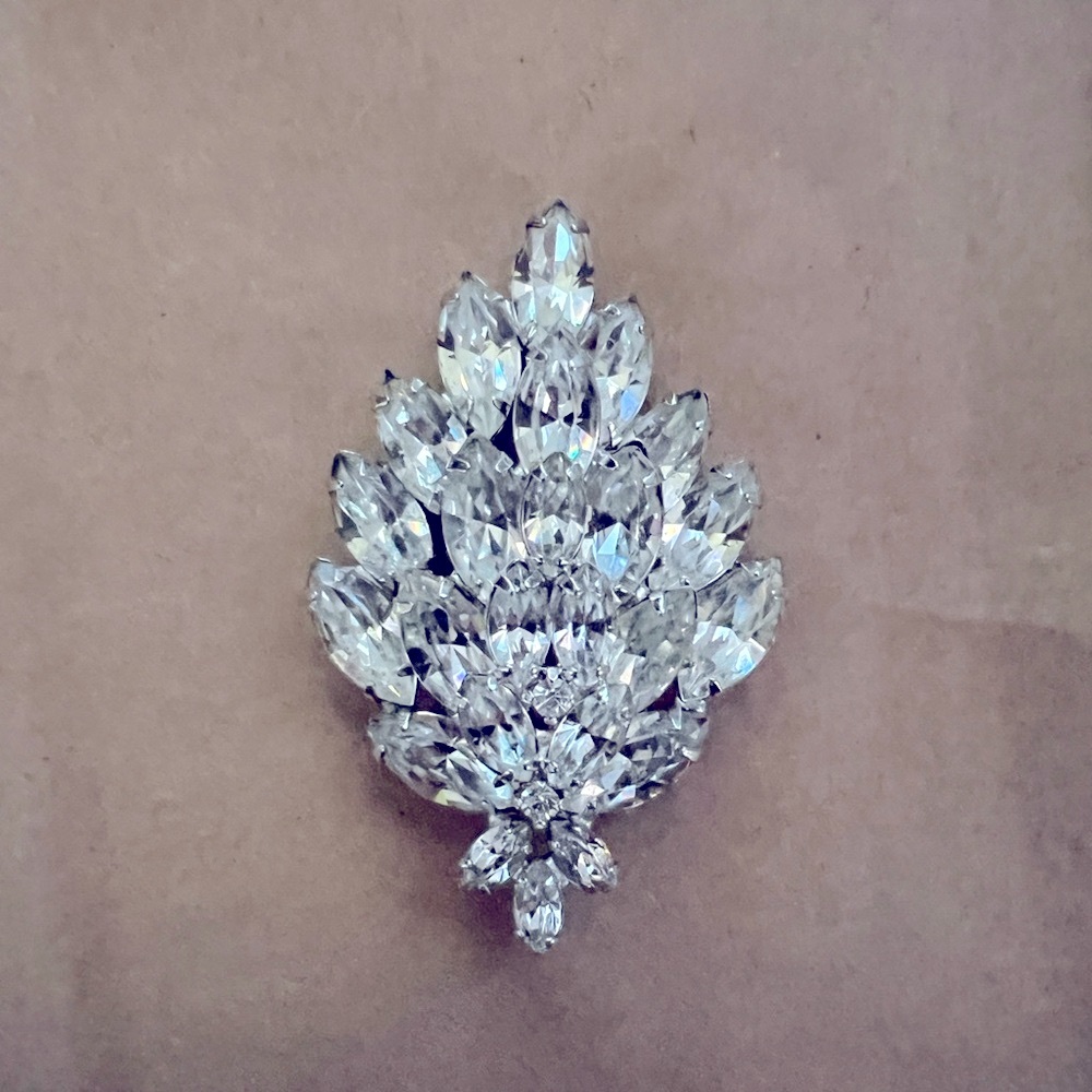 Hattie Carnegie Vintage brooch